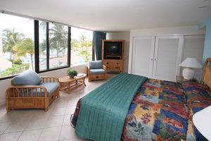Blue Water Resort at Cable Beach - Master Bedroom