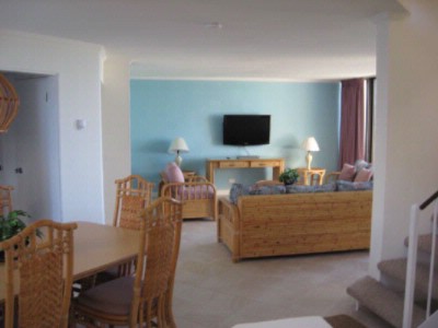 Blue Water Resort at Cable Beach - Living Room