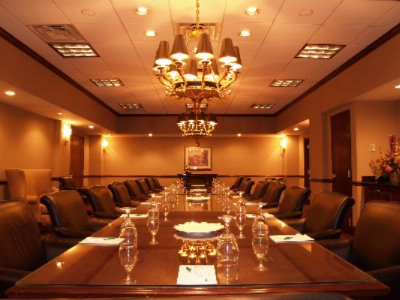Holiday Inn & Roberts Convention Centre - Board Room