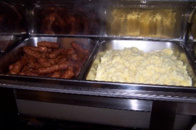 Quality Inn Everett - Breakfast Eggs And Sausage