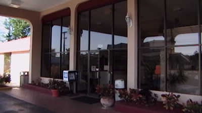 Super 8 Speedway - Front Entrance
