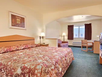Days Inn & Suites - 