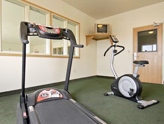 Days Inn & Suites - 
