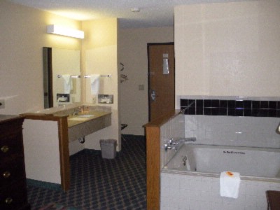 Econlodge - Whirl Pool Suite