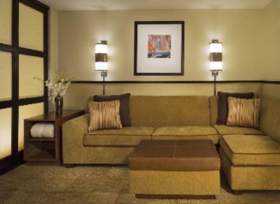Hyatt Place Coconut Point - Guestroom Cozy Corner: Pullout Sofa