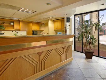 Ramada Limited - Ramada Limited Lobby