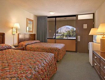 Ramada Limited - Ramada Limited 2 Queen Room