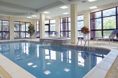 Courtyard by Marriott Pittsburgh Waterfront - Indoor Pool