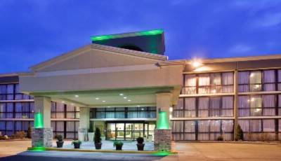 Holidome Hotel Featuring Indoor Pool Whirlpool Sauna
