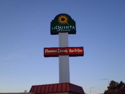 La Quinta Inn & Suites - 