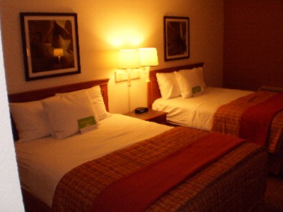 La Quinta Inn & Suites - 