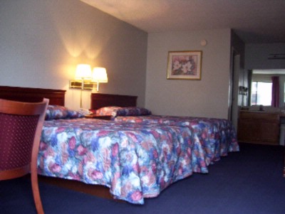 Admiralty Suites & Inn - 
