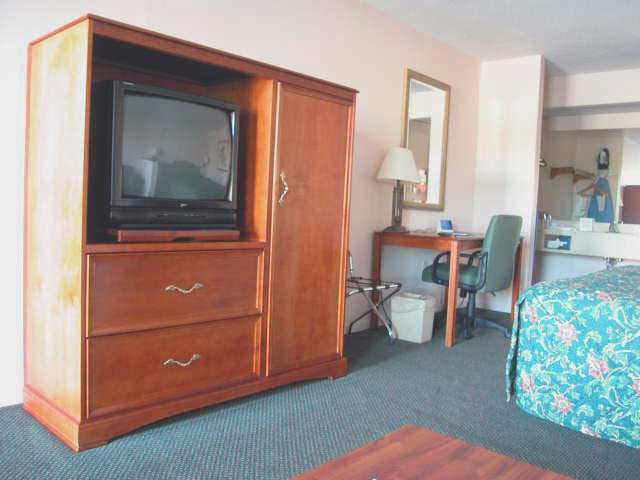 27 Inch TV