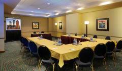 Courtyard by Marriott Blackstone - 