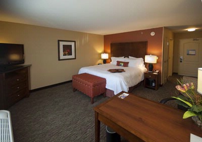 Wichita Northeast Hampton Inn & Suites - 