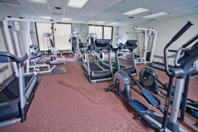 Crowne Plaza Edison Hotel - Fitness Center