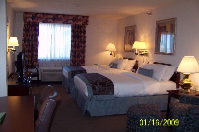 Wingate by Wyndham - Standard Room W/ 2 Double Beds