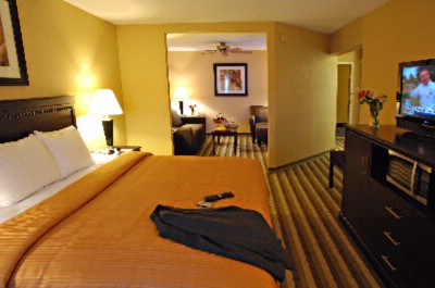 Clarion Inn - King Suite