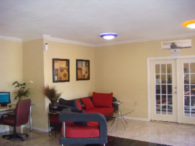 Knights Inn Hotel - Lobby And Business Center