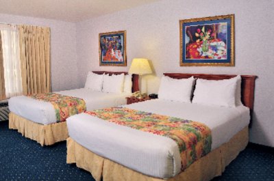 Best Western Lamplighter Inn & Suites - Comfortable Extended Stay Suite