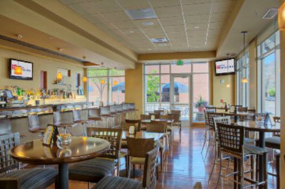 Hilton Garden Inn Denver Downtown - Pi Bar For Networking
