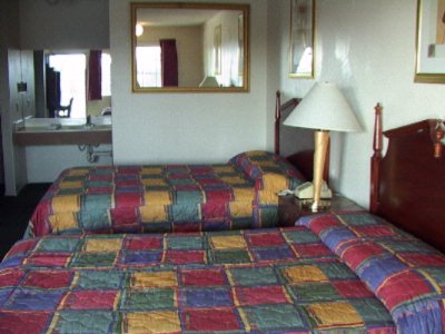 West Coast Inn - 2 Full Size Bed_2