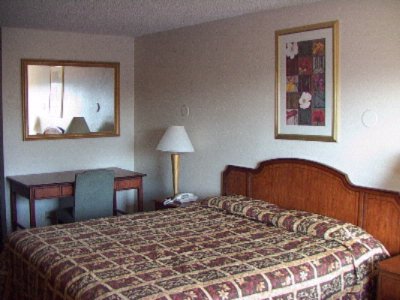 West Coast Inn - 1 King Size Bed_2