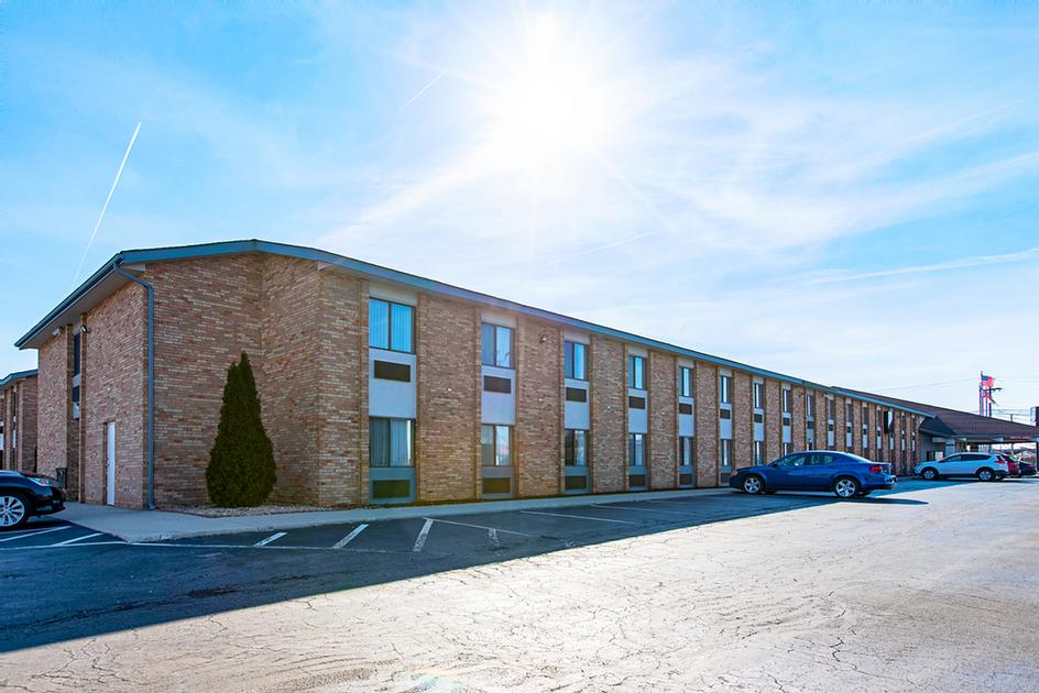 Comfort Inn - 