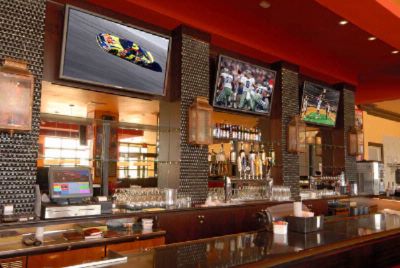 Holiday Inn Arlington Northeast - Sporting News Grill