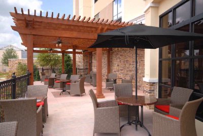 Holiday Inn Arlington Northeast - Outdoor Space Off Of Restaurant