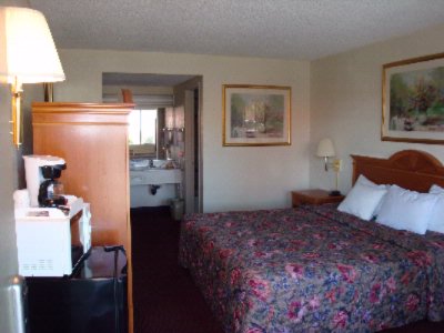 Days Inn San Bernardino - 