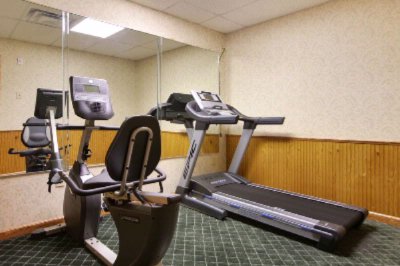 Travelodge Inn & Suites - 