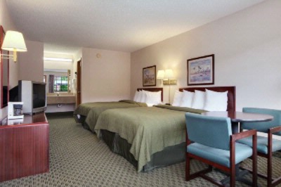 Travelodge Inn & Suites - 