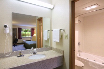 Travelodge Inn & Suites - 