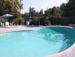 Parkside Inn - 