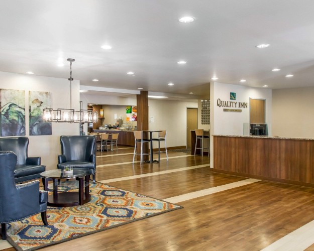Comfort Inn - Jacuzzi Suite