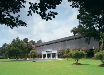 Whispering Woods Hotel & Conference Center - 