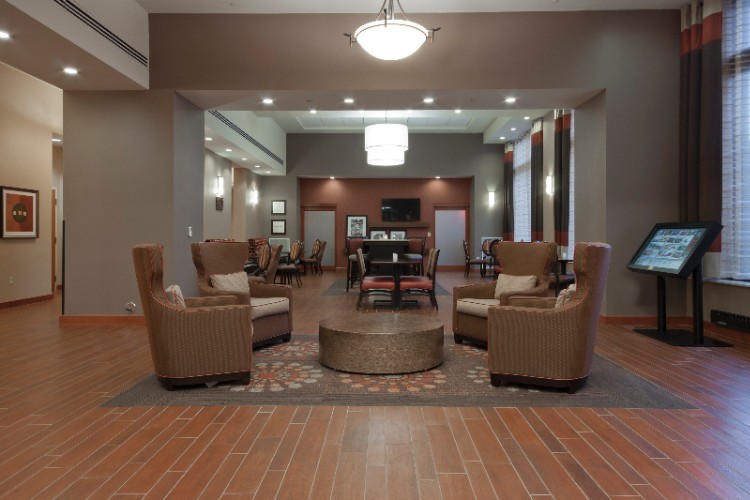 Hampton Inn & Suites Pittsburgh Downtown - Indoor Pool