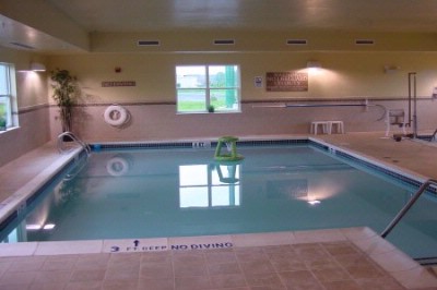 Country Inn & Suites - Country Inn & Suites Heated Indoor Pool & Whirlpool