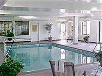 Denver Airport Hospitality Center - Indoor Pool And Jacuzzi
