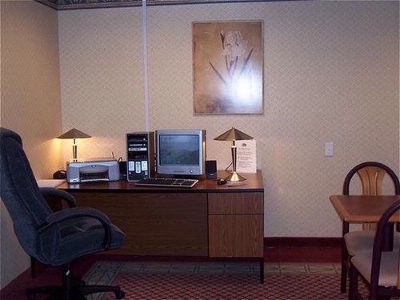 Denver Airport Hospitality Center - Business Center