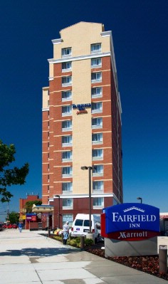 Fairfield Inn by Marriott L.i.c. / Manhattan View - Hotel Exterior