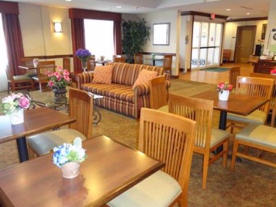 Country Inn & Suites - 