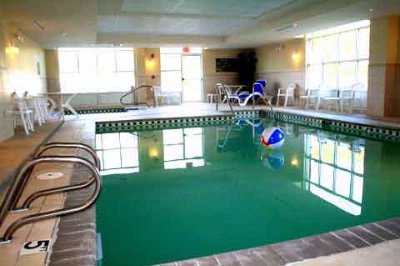 Country Inn & Suites - 