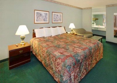 Econo Lodge of Elberton - 