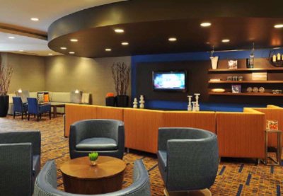 Courtyard by Marriott Edison - Lounge Area