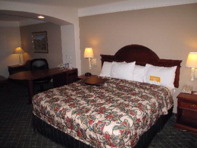 La Quinta Inn & Suites - 