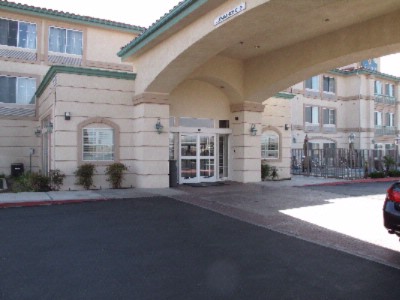 La Quinta Inn & Suites - 