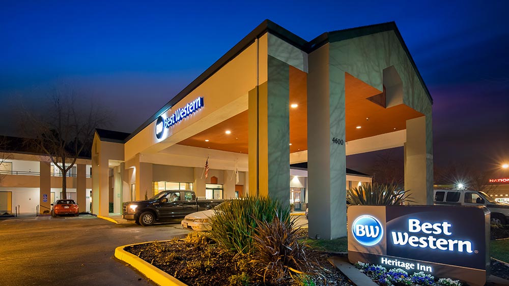 Best Western Hotel - 