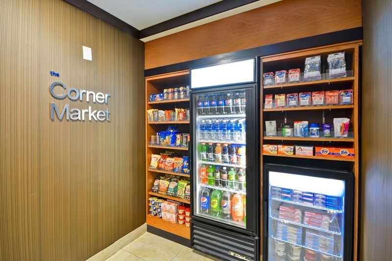 Fairfield Inn & Suites by Marriott Tampa East / Fa - Business Center